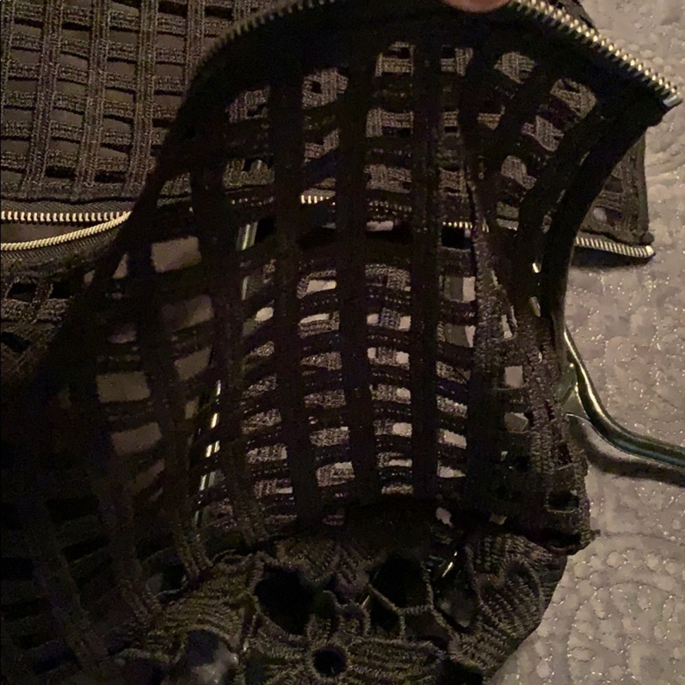 Dress - Picture 3 of 4
